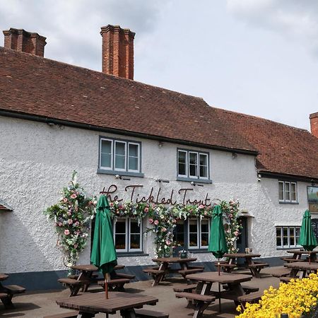 The Tickled Trout Hotel Maidstone Exterior foto
